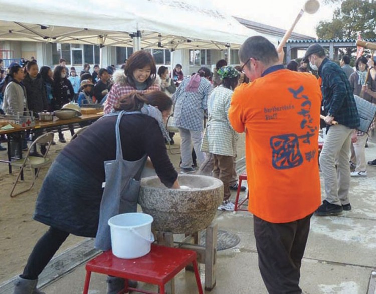 もっちつき大会1